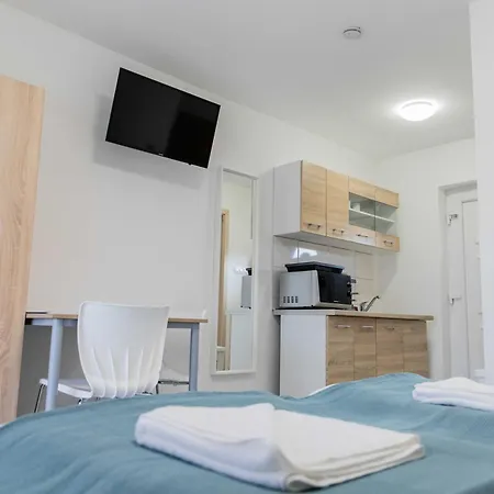 Farkas Apartment *